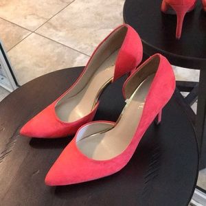 Worn once ! Like new. Beautiful orange and gold !